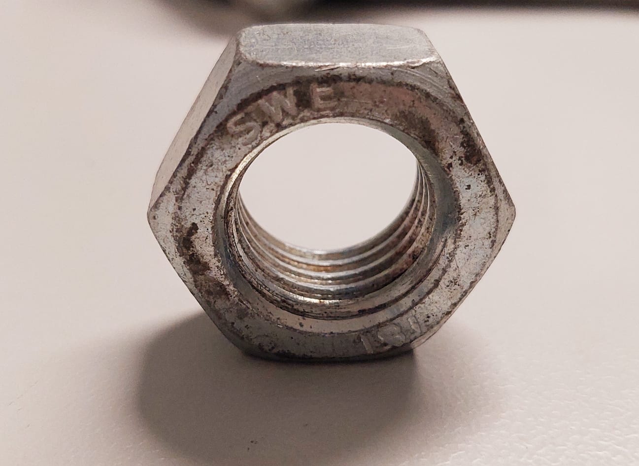 Sechskantmutter M24, blank