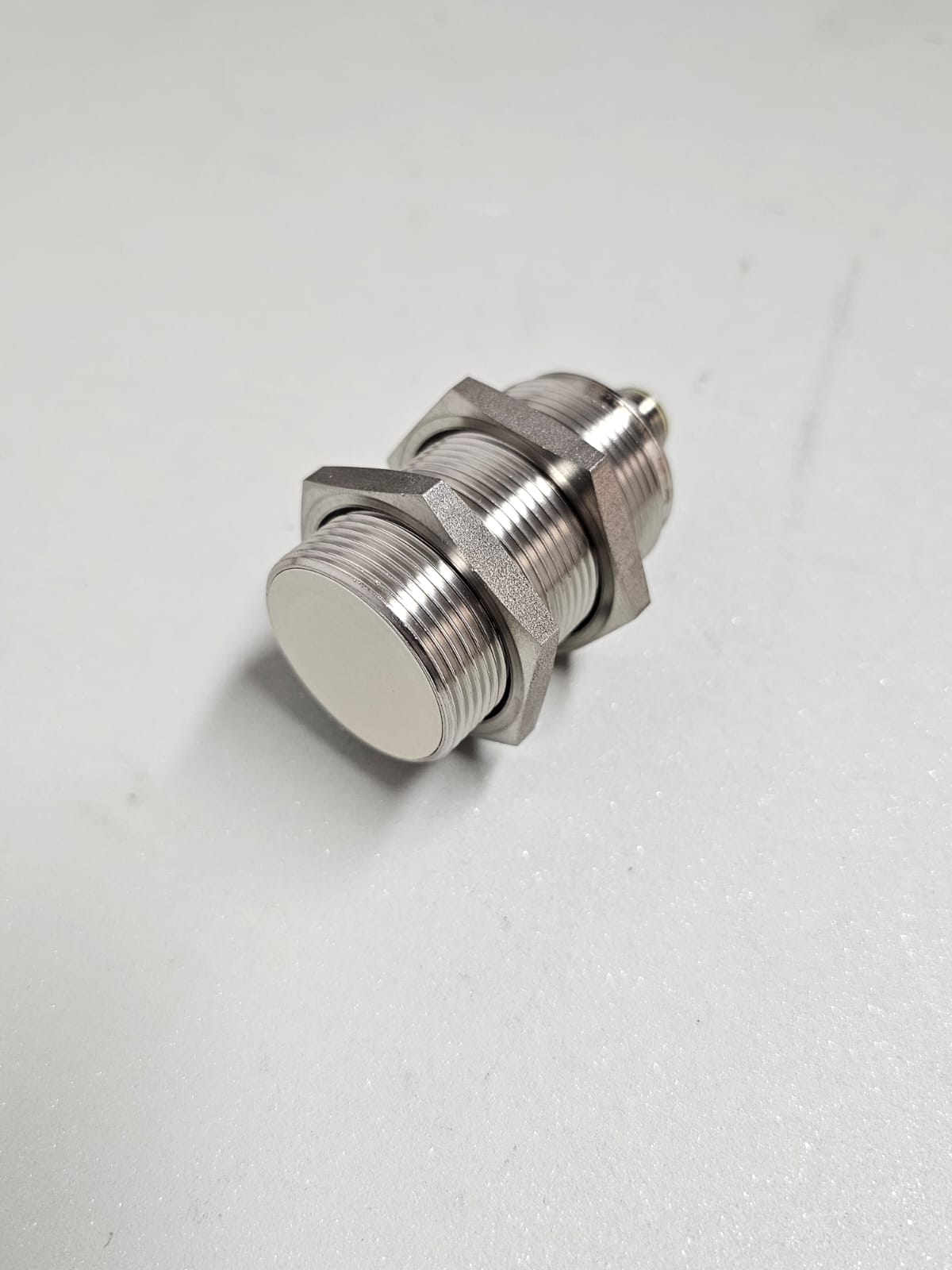 Induktiver Sensor IIS282